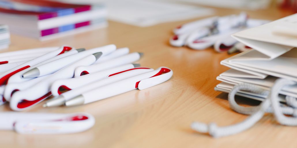 custom branded promo pens