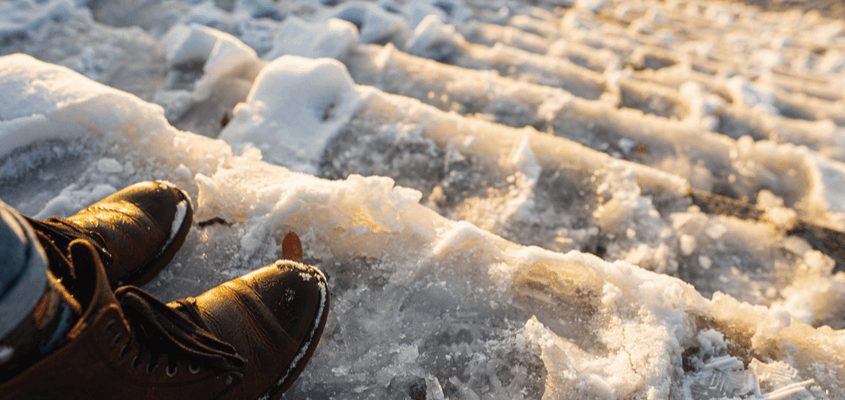 facilities management removing ice 